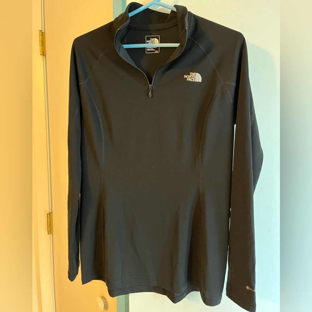 Women’s The North Face quarter zip